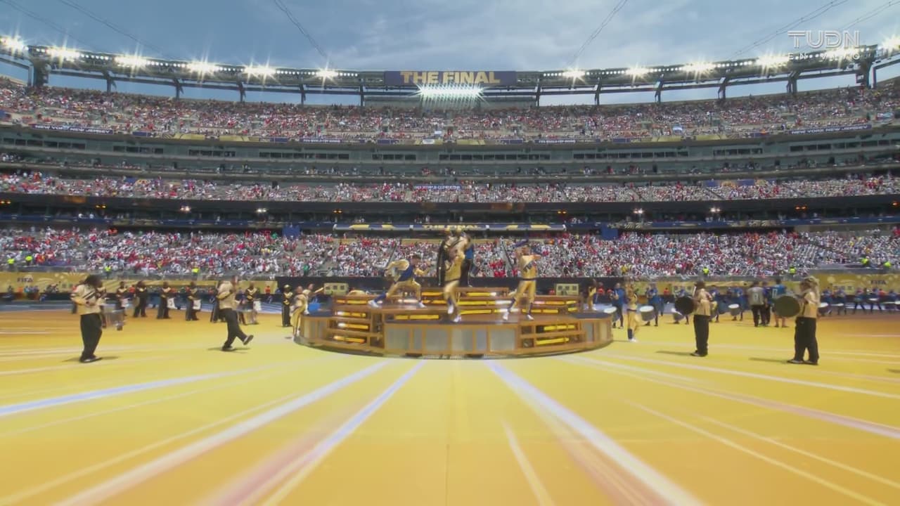 Final del Mundial 2026 arranca con impactante ceremonia de clausura con Robbie Williams, Laura Pausini y muchos más
